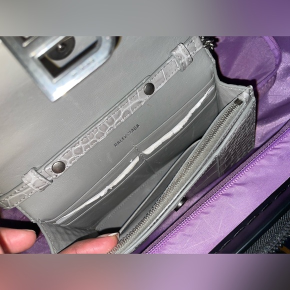 Balenciaga Hourglass Leather Chain Wallet - Picture 7 of 9